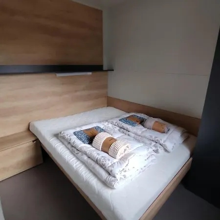 אתר קמפינג Mobile Ria פריבלאקה